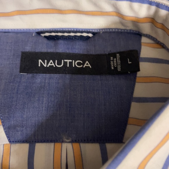 Color of shirt white blue orange - Picture 2 of 4